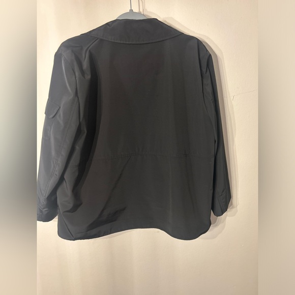 Simply Vera Wang Black Rain Jacket Coat with pockets. Excellent Condition! - Picture 4 of 7
